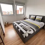 Rénové 10 Minutes à Pied Du Coeur De Appartement *