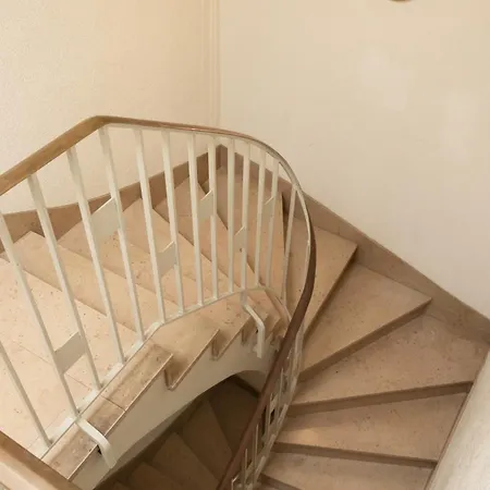 Renove 10 Minutes A Pied Du Coeur De