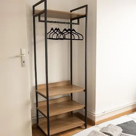 Renove 10 Minutes A Pied Du Coeur De Apartamento