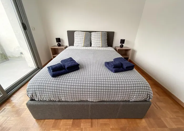 Proche Du Coeur De Et De La Gare Apartment *