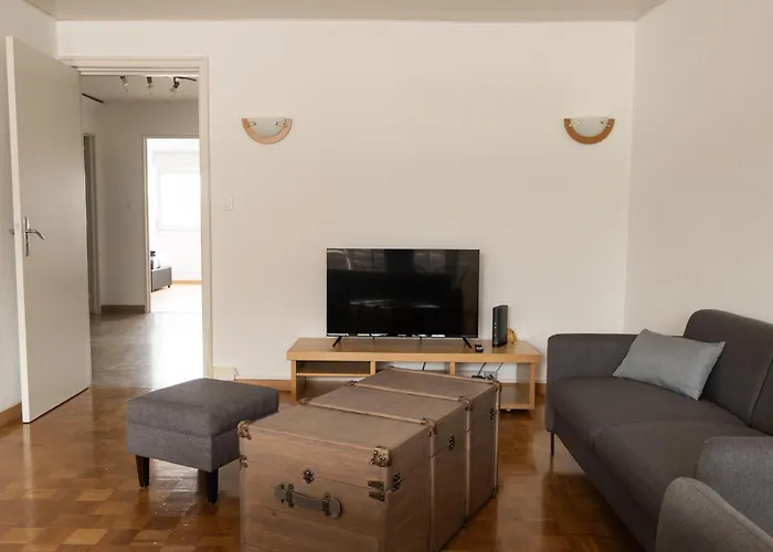 Proche Du Coeur De Et De La Gare Apartment *