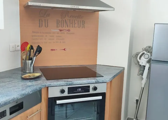 Proche Du Coeur De Et De La Gare *